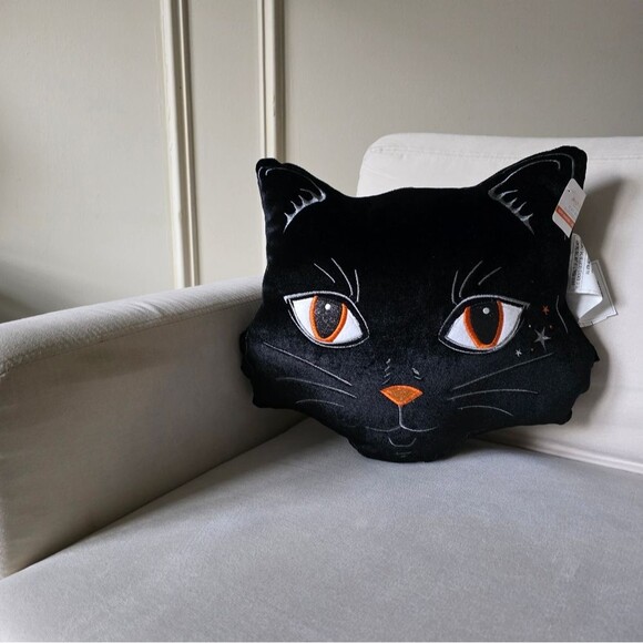 Halloween Black Cat Face Head Throw Pillow 14x12 Orange Black Ashland NWT - Picture 1 of 10